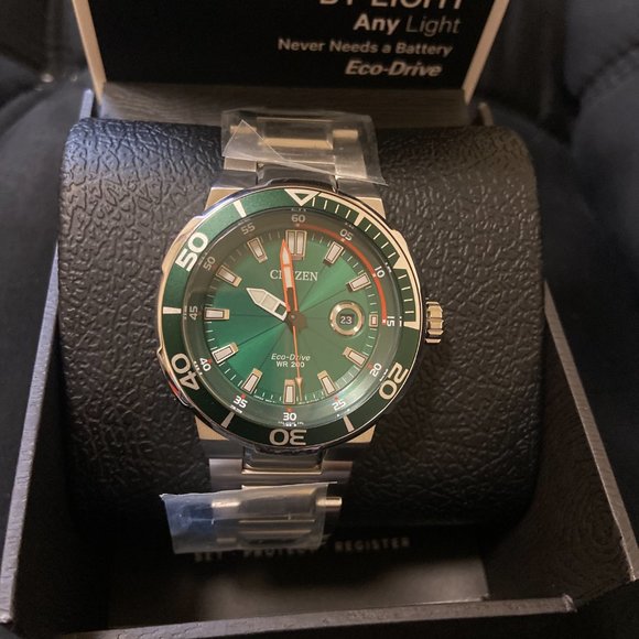 Citizen Eco-Drive  Stainless Steel Green Dial Men's Watch - Picture 5 of 9